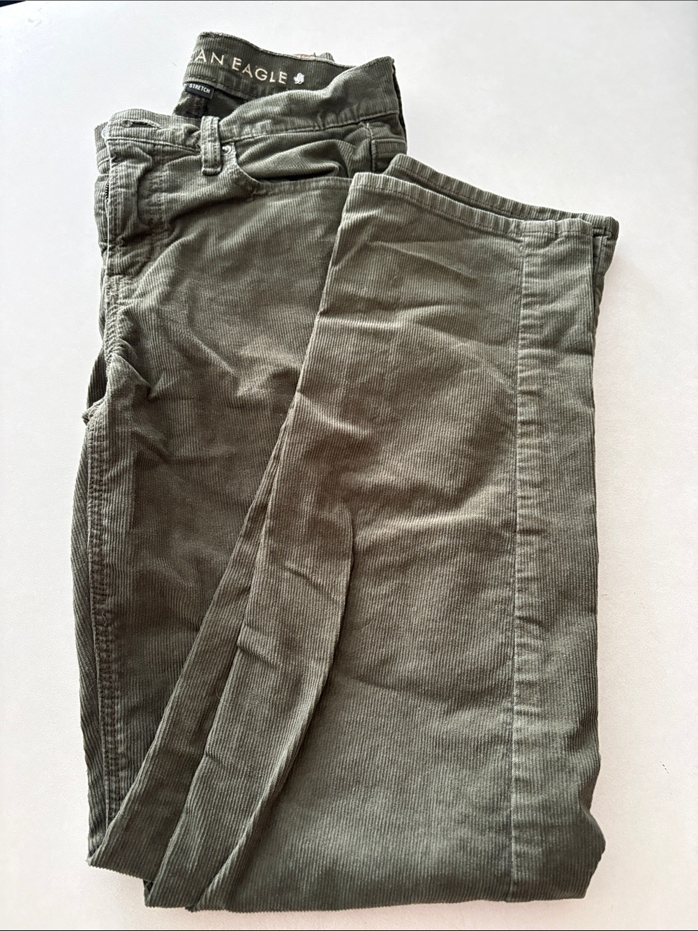American Eagle corduroy 90s straight pants